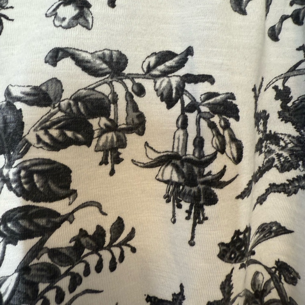 Daily Practice by Anthropologie Black & White Floral Zip-up Sweatshirt - Picture 7 of 11